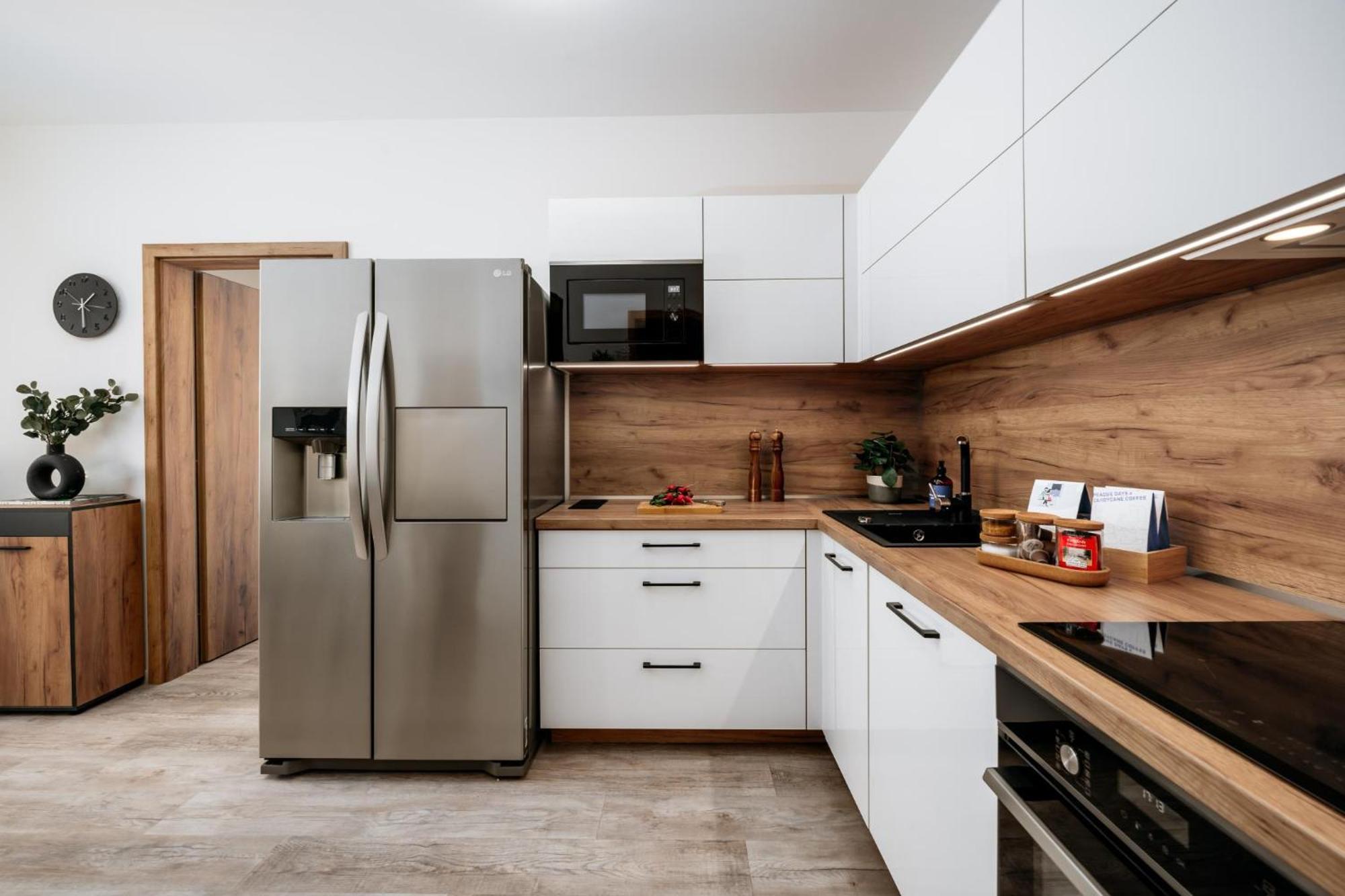 Three Bedroom Aparment With Terrace By Days * Praga